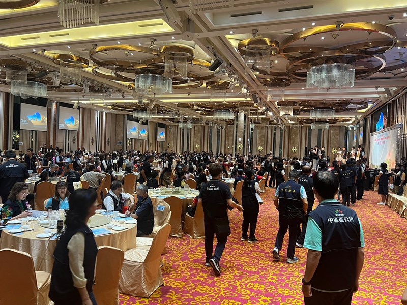 LINE_ALBUM_1130728績優里鄰長表揚_240812_37